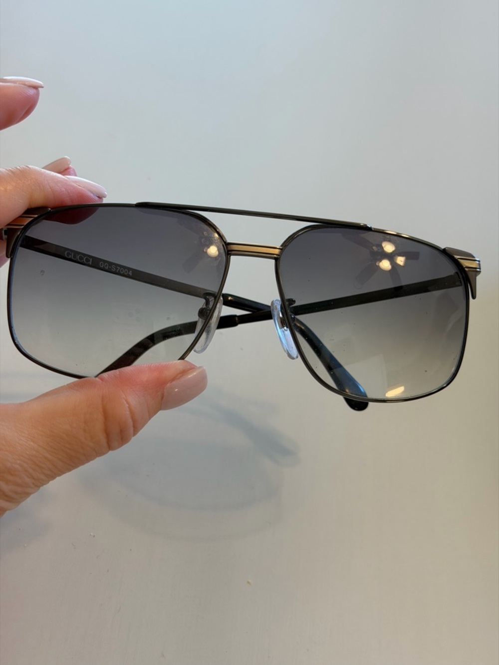 Authentic GUCCI Black/ silver Aviators - Picture 13 of 16